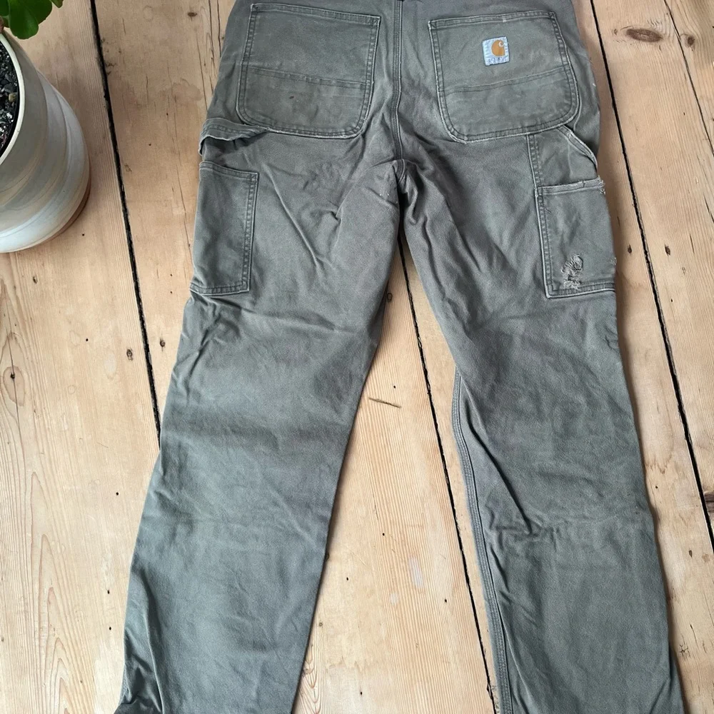 Carhartt Relaxed Fit Faded Olive Green Work Pants - Picture 10 of 12